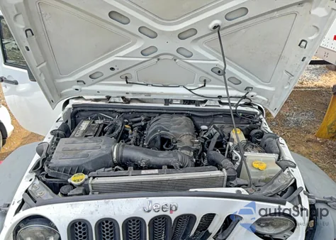 2014 Jeep Wrangler Unlimited Sport from USA, damaged, VIN 1C4HJWDG0EL208119